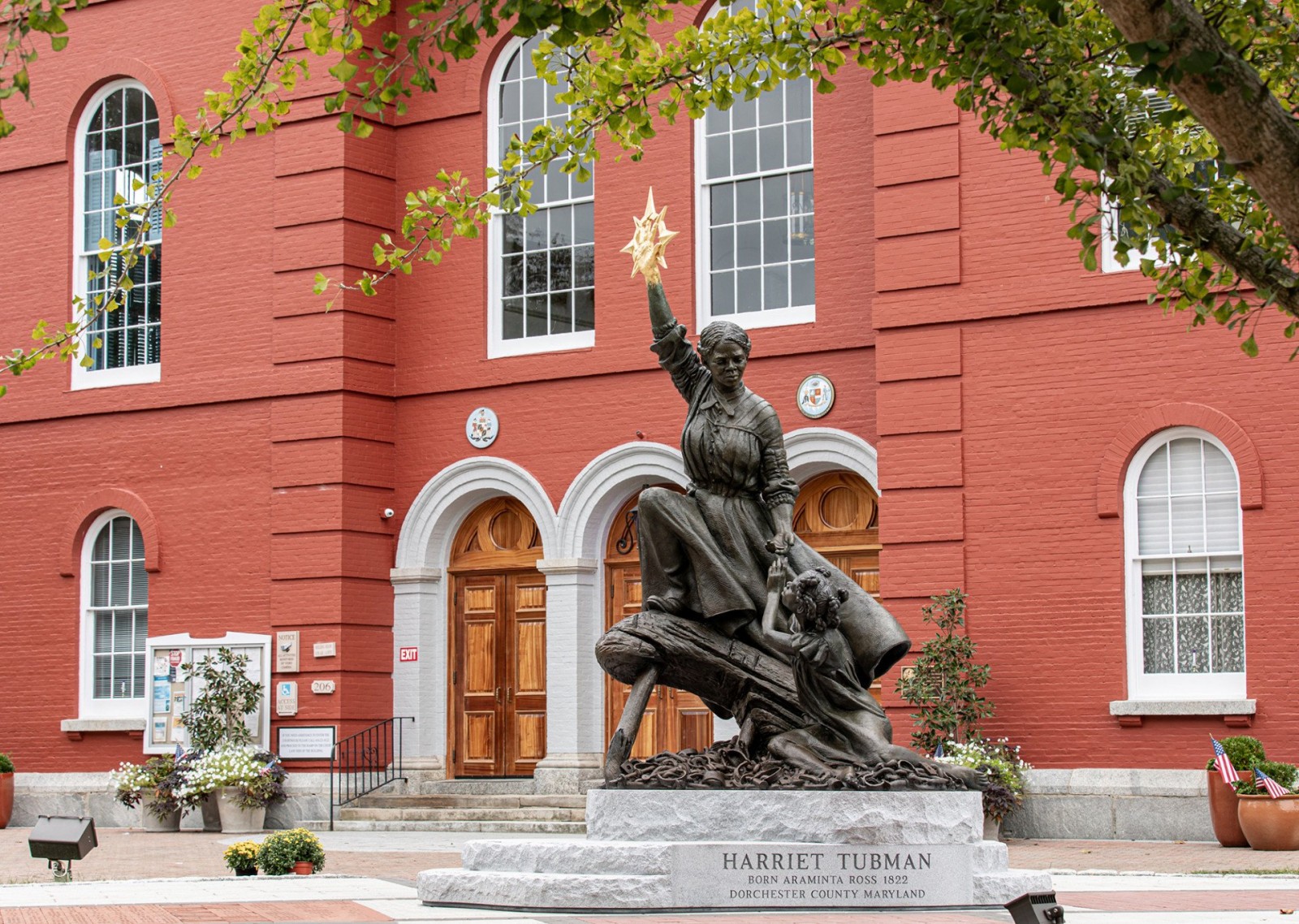 Beacon of Hope statue | Visit Dorchester