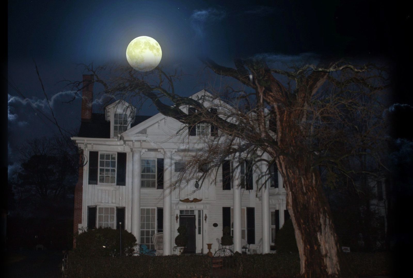 Cambridge Ghost Walk - Photo courtesy Chesapeake Ghosts