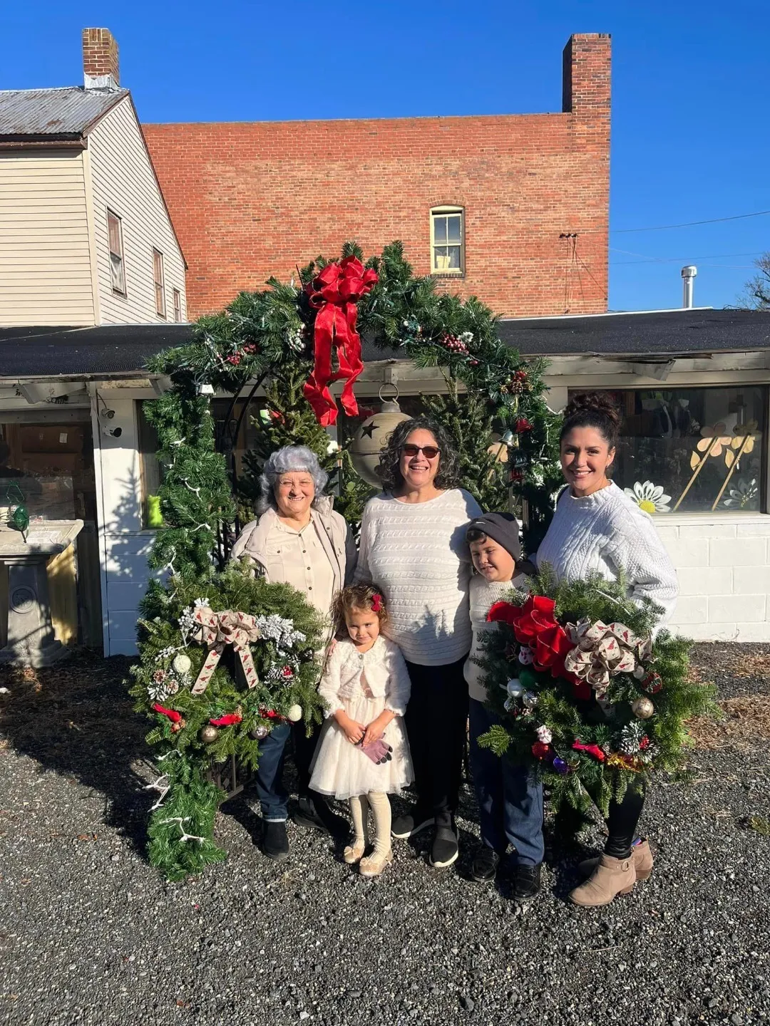 Simmons Center Market Holiday Market