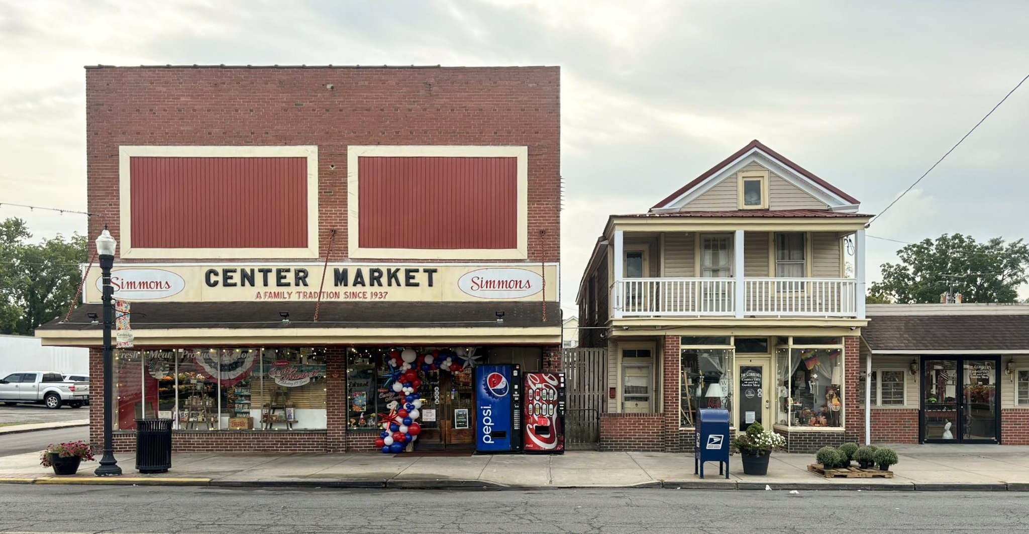 Mother's Day Event at Simmons Center Market