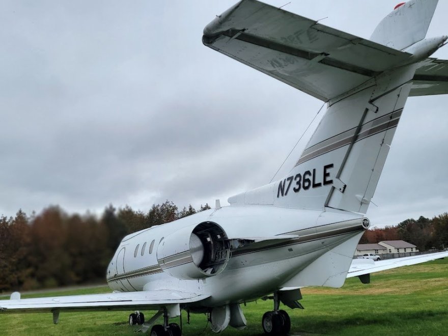 Cambridge-Dorchester Regional Airport (CGE)